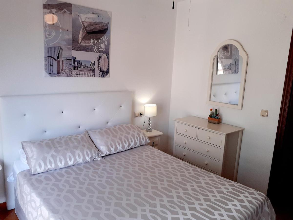 Casa Billarose - Lovely House Overlooking Pool & Walking Distance To The Beach And Restaurants Cabo Roig Exteriör bild