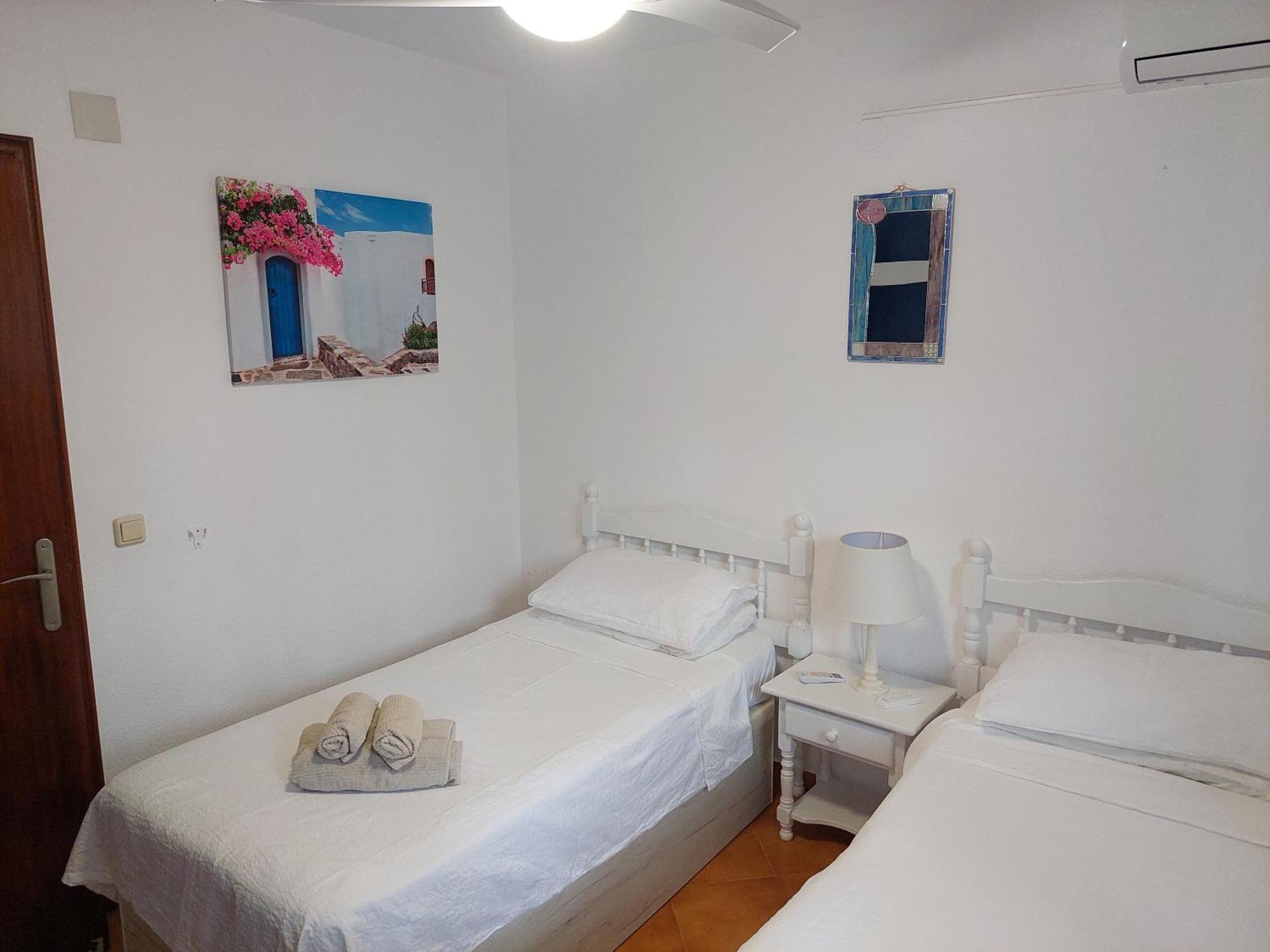 Casa Billarose - Lovely House Overlooking Pool & Walking Distance To The Beach And Restaurants Cabo Roig Exteriör bild