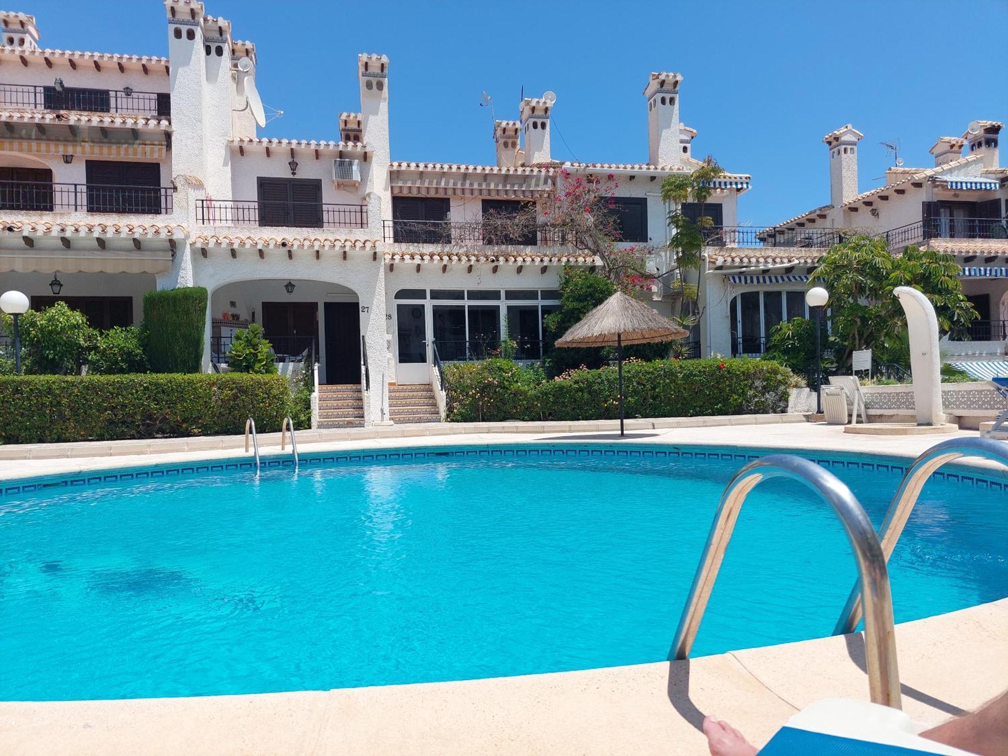 Casa Billarose - Lovely House Overlooking Pool & Walking Distance To The Beach And Restaurants Cabo Roig Exteriör bild