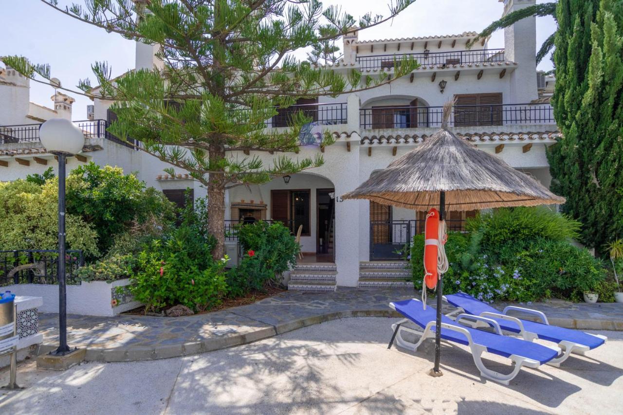 Casa Billarose - Lovely House Overlooking Pool & Walking Distance To The Beach And Restaurants Cabo Roig Exteriör bild